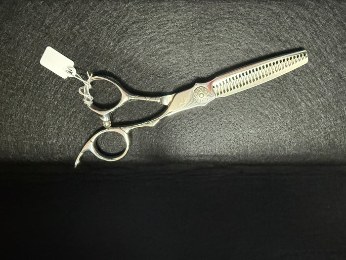 PREMIUM JAPANESE STAINLESS 6" BARBER THINNING SHEARS
