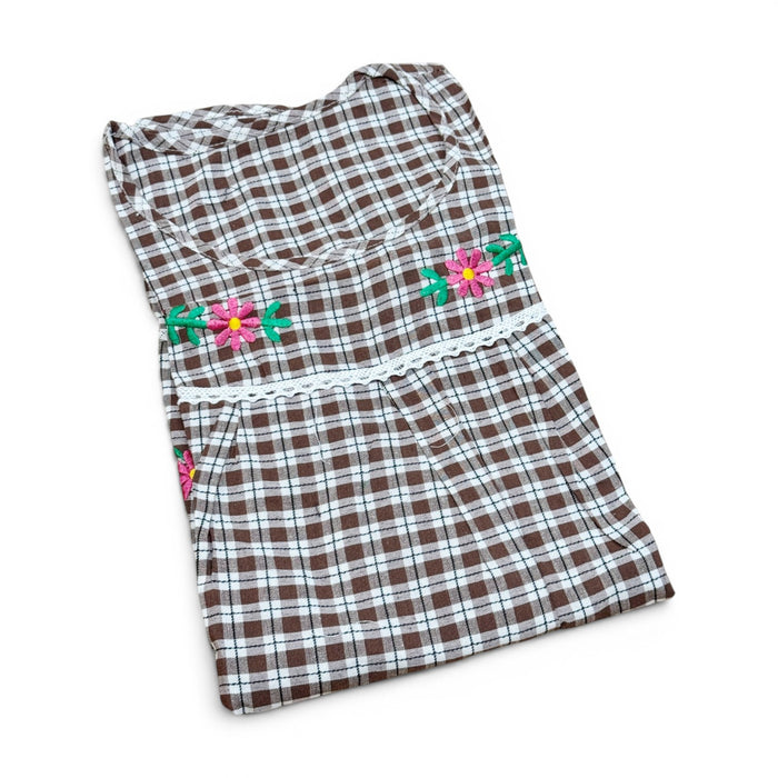 Abuelita's Apron (Plaid)