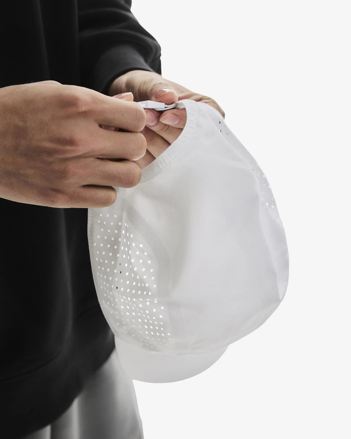 ON RUNNING LIGHTWEIGHT CAP WHITE