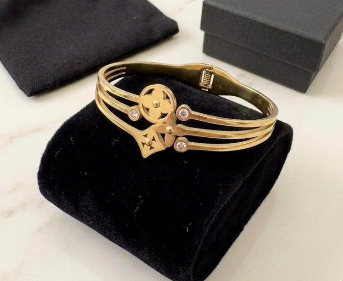 Stainless Steel Flower Bangle