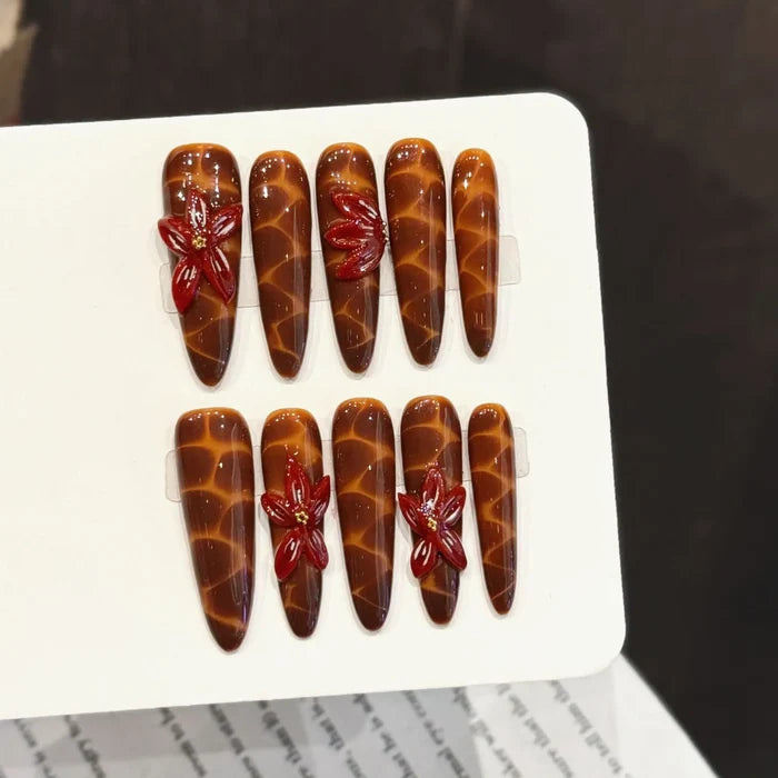 10PCS Stiletto Handmade Press On Nails,Retro Luxury Style,Suitable For Festivals Parties And Daily Wear.