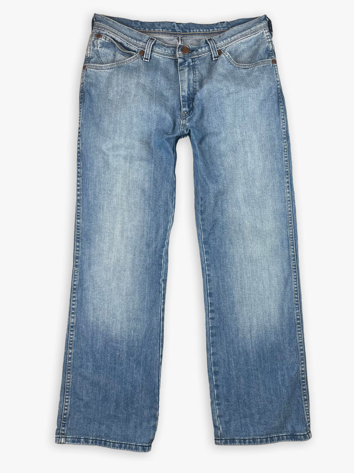 2000s Wrangler Alaska Straight Leg Jeans