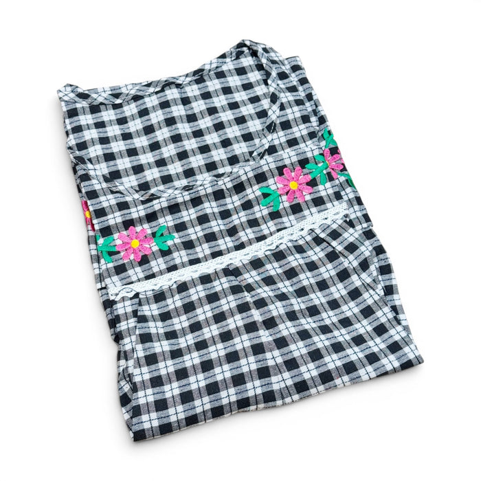 Abuelita's Apron (Plaid)