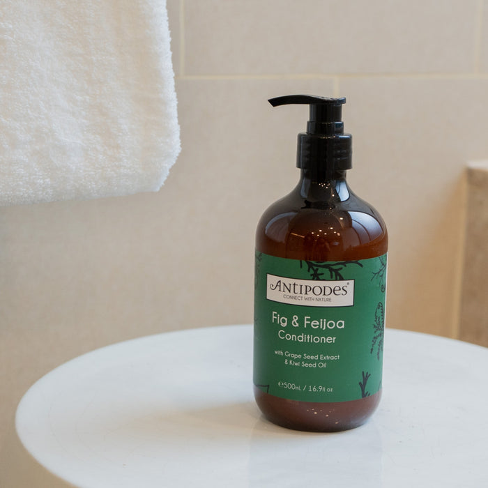 Antipodes Fig & Feijoa Shampoo & Conditioner Set