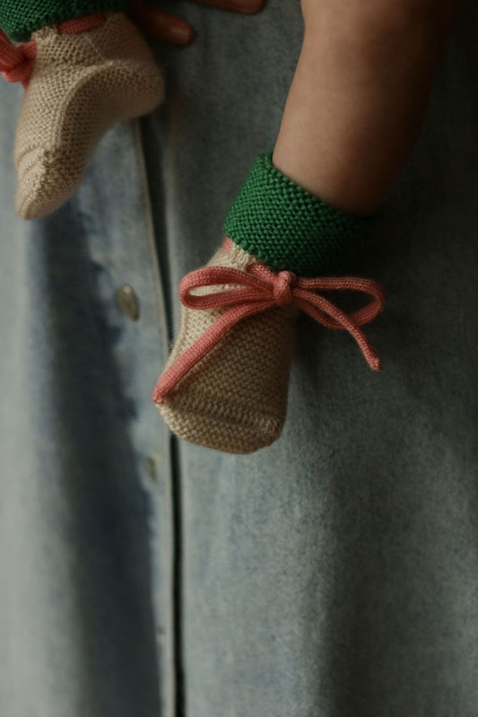 Baby Booties With Lace - Cream/Grass