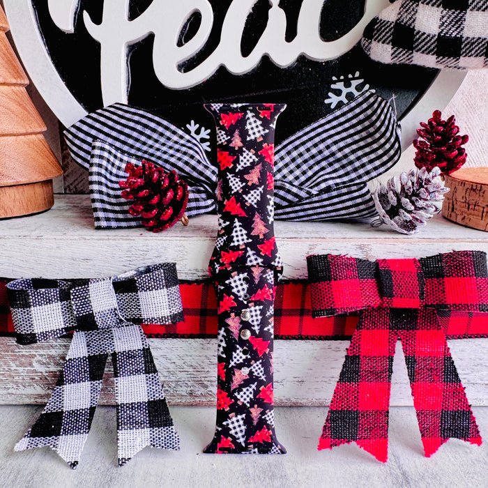 Buffalo Plaid & Pines Print Silicone Band For Apple Watch â Limited edition holiday pattern!