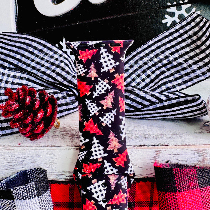 Buffalo Plaid & Pines Print Silicone Band For Apple Watch â Limited edition holiday pattern!
