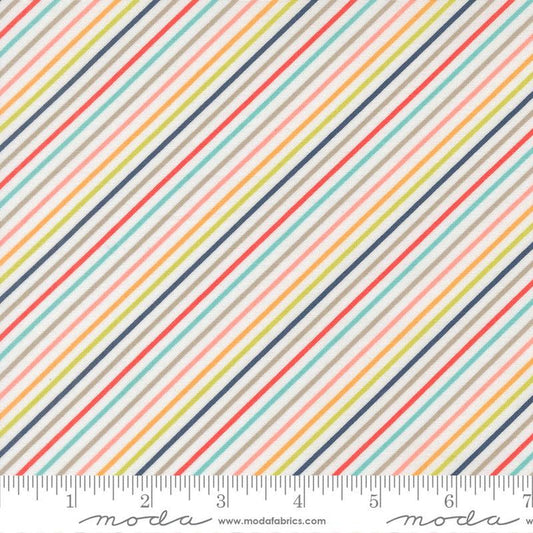 F2469 - Delightfully Yours Cloud III