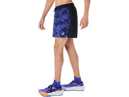 ASICS FUJITRAIL ALL OVER PRINT 5IN SHORT MINDIGHT COBALT HOMBRE