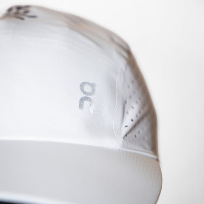 ON RUNNING LIGHTWEIGHT CAP OLD PEAK