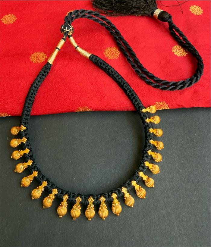 The Esha Silver Black Thread Necklace & Earrings