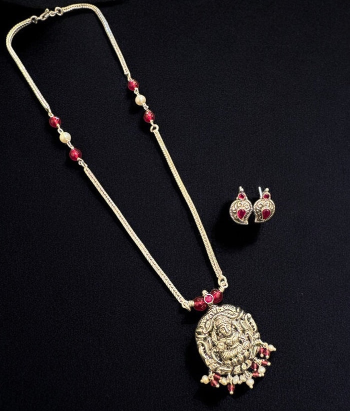 The Jisha Silver Lakshmi Nakshi Necklace & Earrings