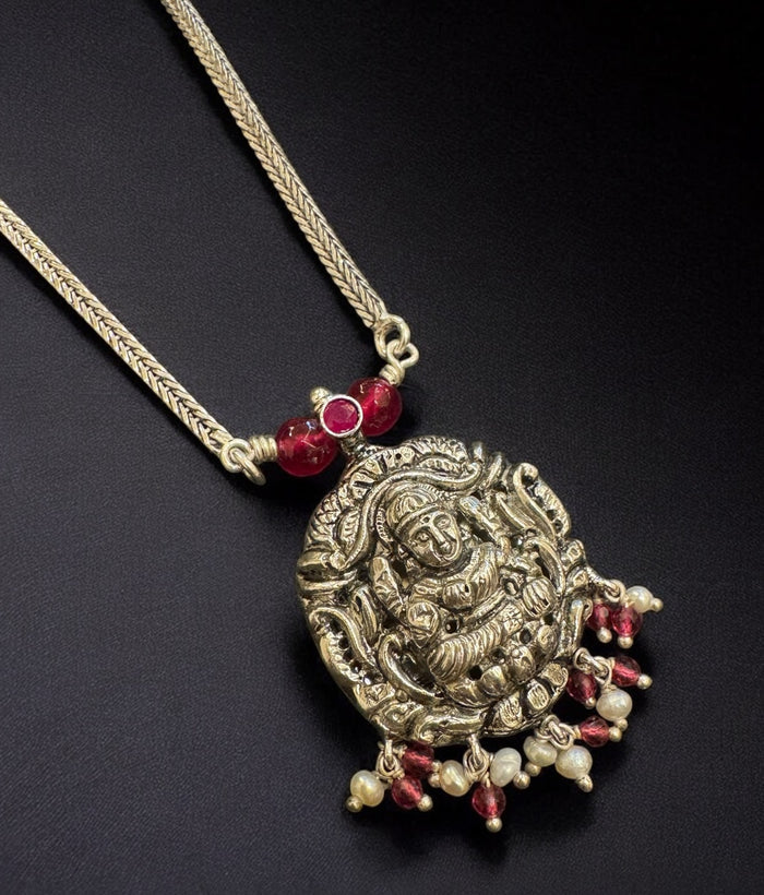 The Jisha Silver Lakshmi Nakshi Necklace & Earrings
