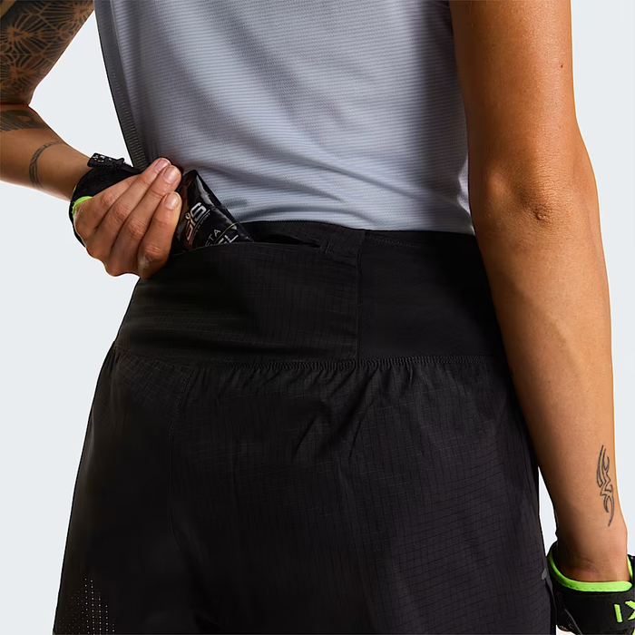 THE NORTH FACE PACESETTER 3 IN SHORT BLACK MUJER