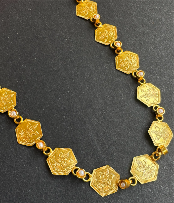 The Sadara Silver Lakshmi Pearl Kasumala Necklace & Earrings