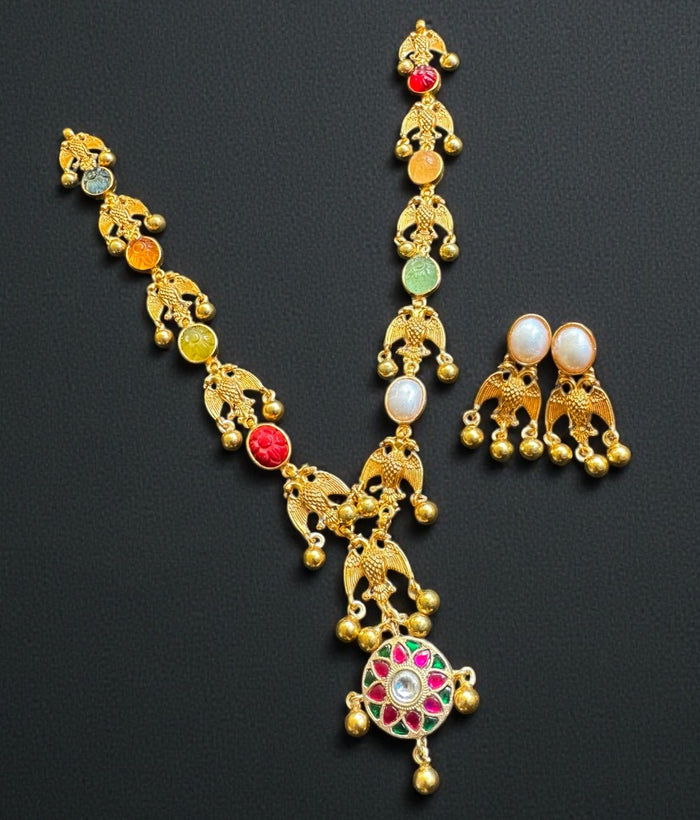 The Surya kanthi Silver Gandaberunda  Necklace & Earrings