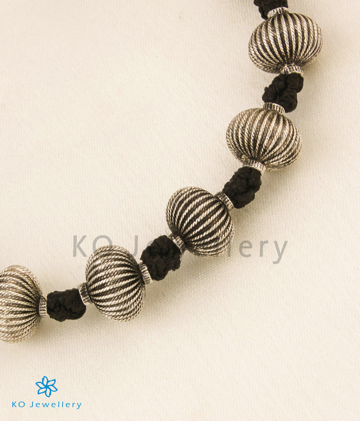 The Vaishali Jomale Silver Necklace (Black/Oxidised)