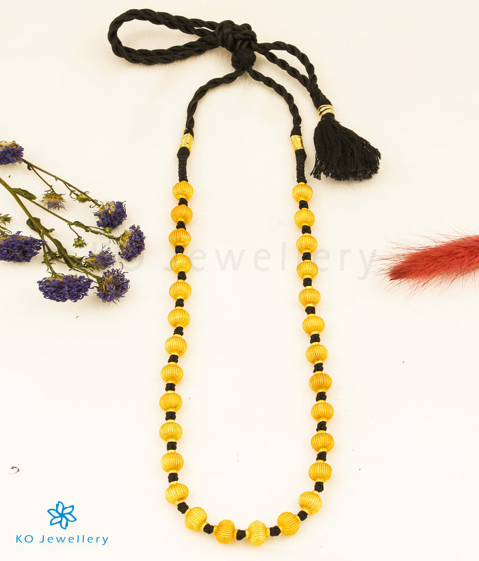 The Vaishnavi Jomale Silver Necklace (Black/Medium)